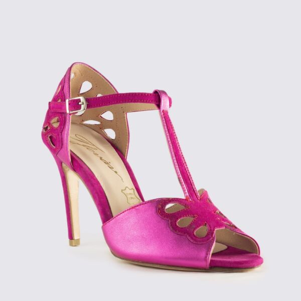 ΔΕΡΜΑΤΙΝΟ ΠΕΔΙΛΟ ΜΕ ΚΑΣΤΟΡΙ - Image 2