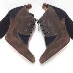 ΜΠΟΤΑΚΙ ΔΕΡΜΑΤΙΝΟ